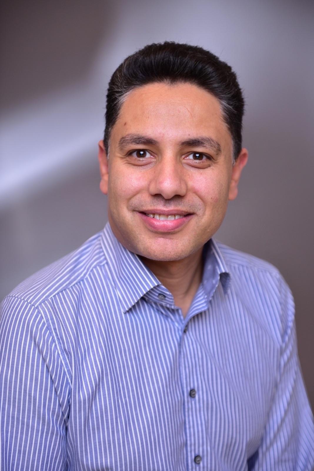 aboutPage.boardAdvisors.members.yousefGoabra